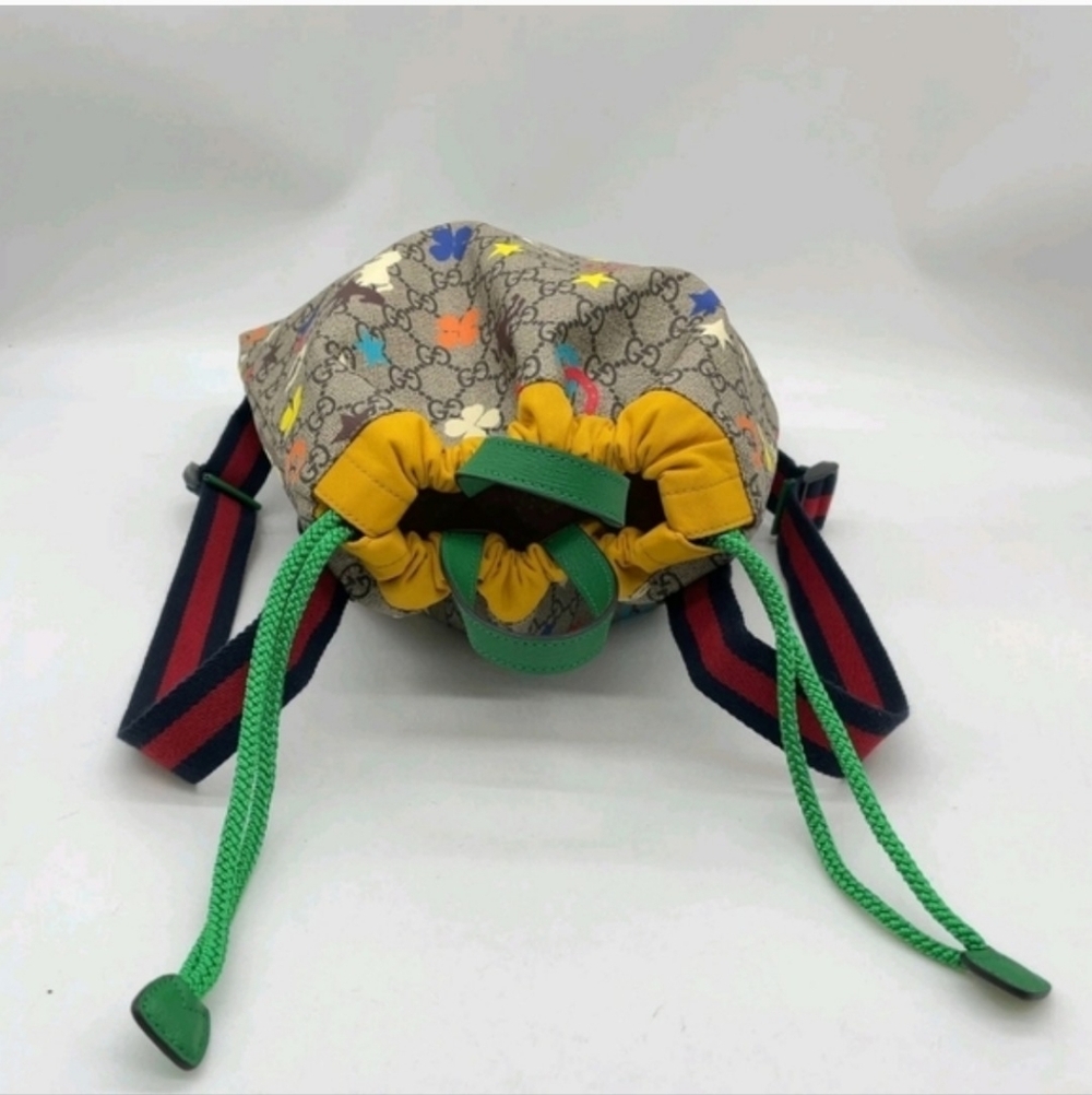 GUCCI GG Supreme Drawstring Backpack Horsebit Clover Print Italy NWOT - Picture 2 of 10